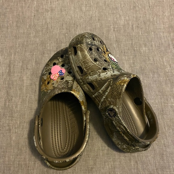 ❌SOLD❌Crocs - Picture 3 of 3